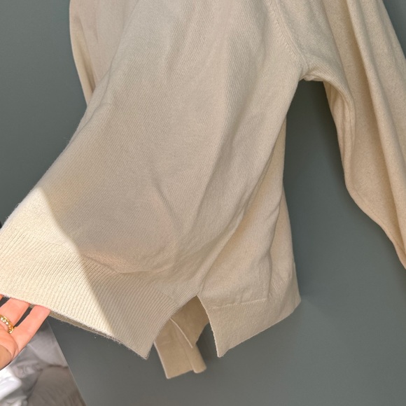 Cordera Sweater - Picture 3 of 6